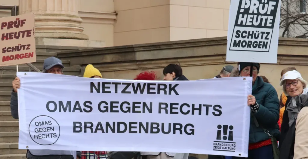 Netzwerktransparent auf der ersten Prüfdemo